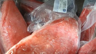海外「生マグロを食べるべきか」冷凍マグロを食べ比べしてみた!