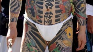 海外「怖いけど美しい！」三社祭りの全身刺青を見てみた