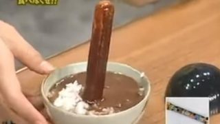 海外「9杯をぺろり!」お菓子でご飯を食べ尽くせに脱帽