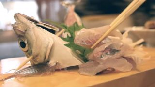 海外「福岡で食べたい!新鮮なイカ料理」活き造り文化に衝撃