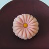 海外「菊の節句に菊を飾ろう」へら切り 菊の練り切りを使った和菓子の作り方