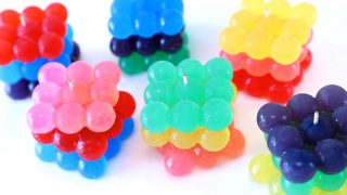 海外「ひとつひとつが大きい球体グミ！」カラフルジュエリーキューブグミの作り方